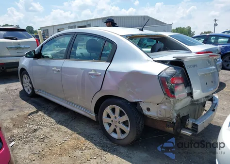 2012 Nissan Sentra 2.0 Sr z USA, uszkodzony, nr VIN 3N1AB6AP8CL677496